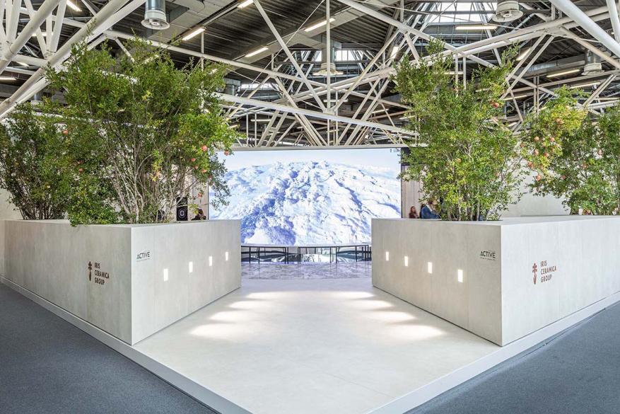 AT CERSAIE, FIANDRE ARCHITECTURAL SURFACES INTERPRETS THE “SHAPING THE FUTURE” CONCEPT WITH IMMERSIVE VIDEO INSTALLATIONS, NEW SURFACES AND COLORS